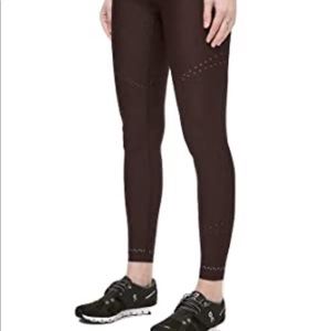 Lululemon in focus run tight size 4 NWT